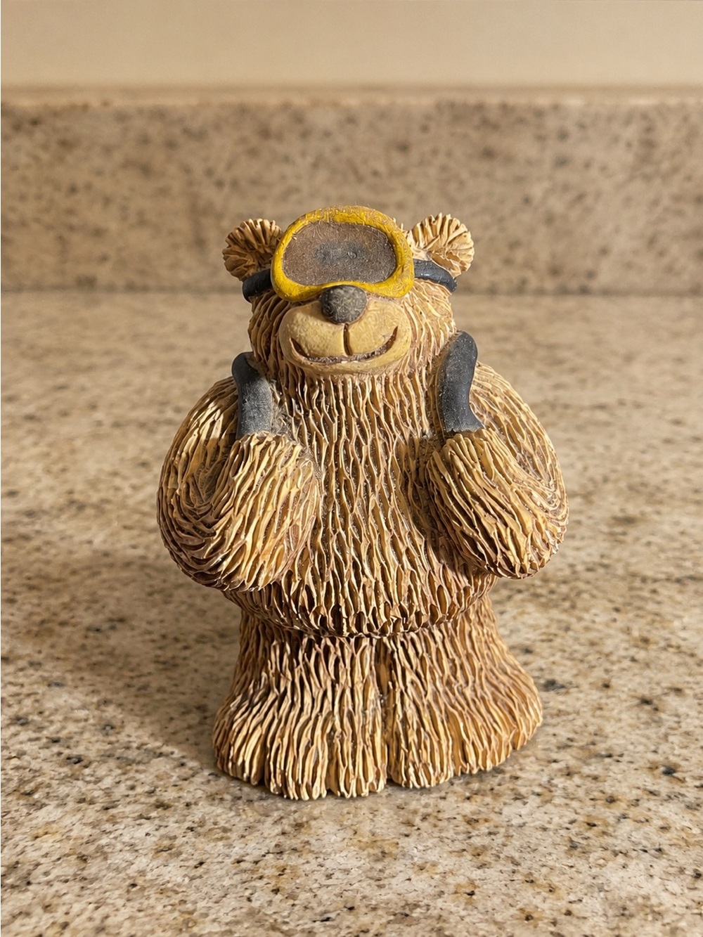 🐻 Bear Hiker / Ski Bear Figurine with Backpack & Goggles